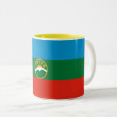 Tasse 2 Couleurs Drapeau Karachay Cherkessia (Devant droit)