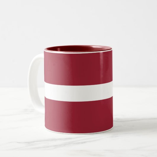 Tasse 2 Couleurs Drapeau Lettonie (Devant gauche)