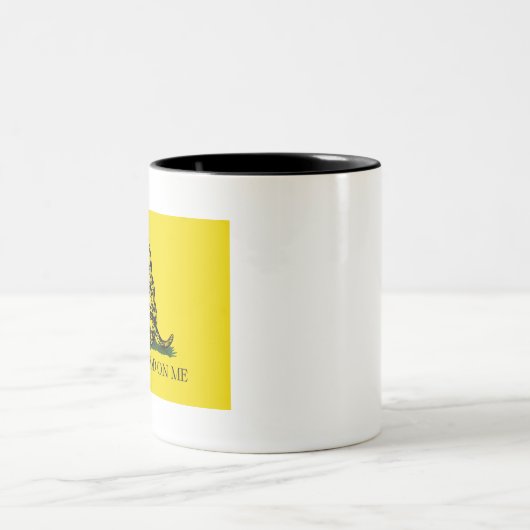 Tasse 2 Couleurs Drapeau original de Gadsden (Centre)