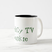 Tasse 2 Couleurs Drogué de la réalité TV (Devant droit)