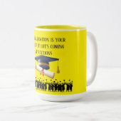 Tasse 2 Couleurs Einstein's graduation motto yellow (Devant droit)