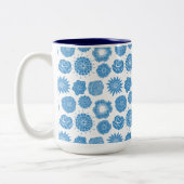 Tasse 2 Couleurs Elegant Blue Botanical Pattern (Gauche)