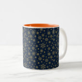 Tasse 2 Couleurs Elegant Gold Snowflake Winter Pattern (Devant droit)