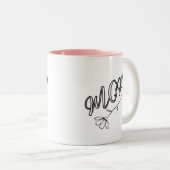 Tasse 2 Couleurs Élégant script "MOM" avec design de fleurs (Devant droit)