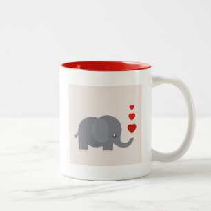 Tasse 2 Couleurs Éléphant mignon avec amour lunatique de coeurs