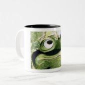 Tasse 2 Couleurs Embrasse-Moi Grenouille (Devant gauche)