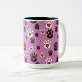 Tasse 2 Couleurs Empreintes de pattes aux coeurs rouges sur rose (Devant droit)