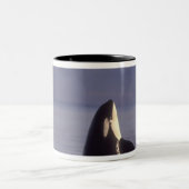 Tasse 2 Couleurs Épaulard émergeant (Orque orcinus) près de (Centre)