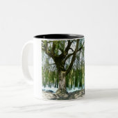 Tasse 2 Couleurs Étang par le saule pleurant (Devant gauche)