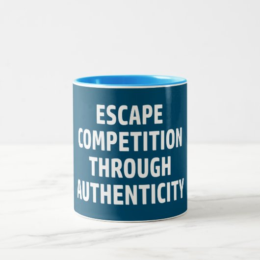 Tasse 2 Couleurs Éviter la concurrence par l'authenticité (Centre)