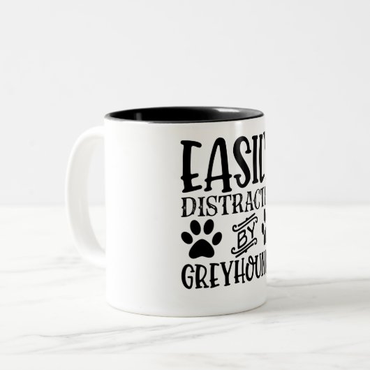 Tasse 2 Couleurs Facilement Distrait Par Greyhounds (Devant gauche)