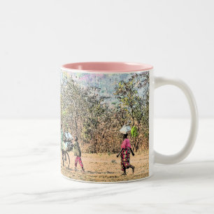 Tasse 2 Couleurs "Faire les corvées" Famille Congo (Photographie)
