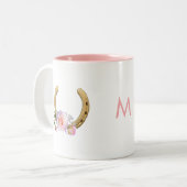 Tasse 2 Couleurs Fer à cheval avec fleurs et monogramme (Devant gauche)