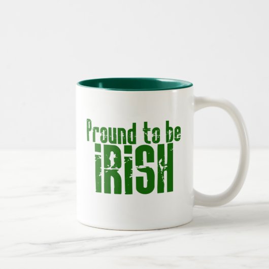 Tasse 2 Couleurs Fier d'être irlandais (Droit)