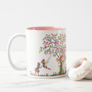Tasse 2 Couleurs Filles jouant sur balançoire