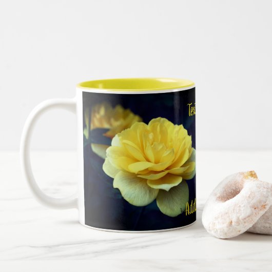 Tasse 2 Couleurs Fleur de rose jaune personnalisée (Avec donut)