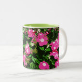 Tasse 2 Couleurs Fleur de Vinca rose (Devant droit)