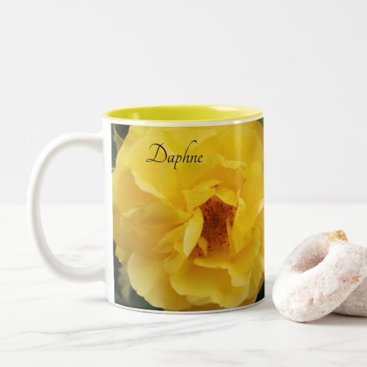 Tasse 2 Couleurs Fleurs de rose jaune vif image en miroir (Avec donut)