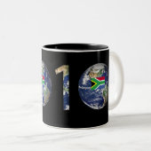 TASSE 2 COULEURS FOOTBALL 2010 (Devant droit)