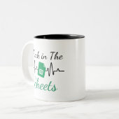 Tasse 2 Couleurs Freak in the Sheets - Drôle Acoountant (Devant gauche)