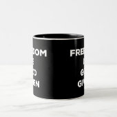 Tasse 2 Couleurs Freedom Is God Given (Centre)