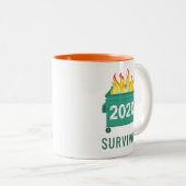 Tasse 2 Couleurs Funny Dumpster Fire 2020 personnalisé (Devant droit)
