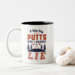 Tasse 2 Couleurs Funny Golf Golfers J'Aime Big Putts Golf Humour<br><div class="desc">J'Aime Les Gros Putts Et Je Ne Peux Pas Mentir. Design amusant et humoristique pour le joueur de golf, l'entraîneur de golf ou le fan de golf. Cette vintage marchandise rétro est idéale pour ceux qui aiment le golf sur le terrain de golf, mettre et marquer les oiseaux. Parfait pour...</div>