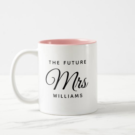 Tasse 2 Couleurs Futur moderne Mme Bride Fiançailles Script (Gauche)