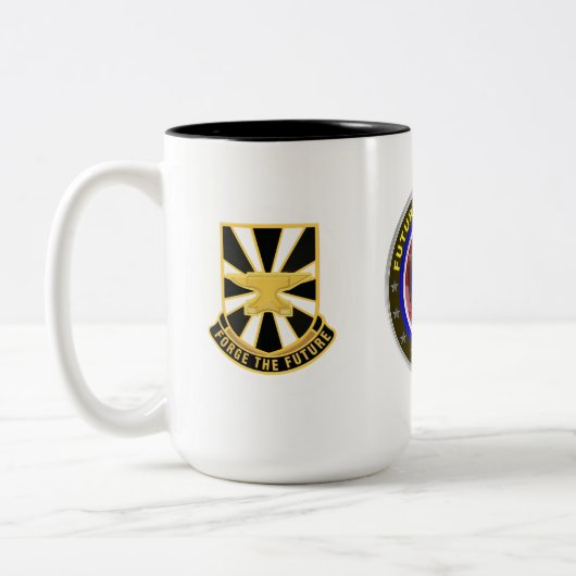 Tasse 2 Couleurs Futures Command TRADOC (Gauche)
