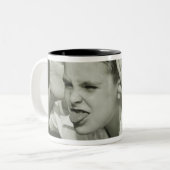 Tasse 2 Couleurs Garçon faisant le visage (Devant gauche)