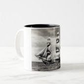 Tasse 2 Couleurs Générosité de voie HMP (Devant gauche)