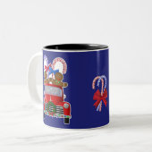 Tasse 2 Couleurs Gingerbread and Candy Canes Little Red Truck (Devant gauche)