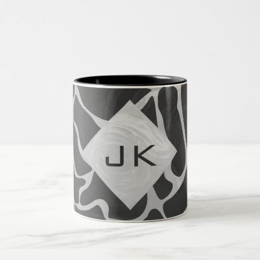 Tasse 2 Couleurs Giraffe Monogramme noir et gris clair (Centre)