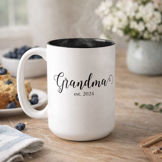 Tasse 2 Couleurs Grandma Est Modern Black Script Custom Date
