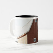 Tasse 2 Couleurs Grange dans le paysage rural (Devant gauche)