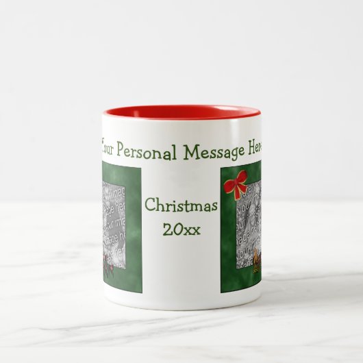 Tasse 2 Couleurs Greyhounds Pulling Sleigh Photo de Noël (Centre)