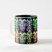 Tasse 2 Couleurs Guerriers mayas - surréalisme peint design (Devant gauche)