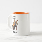 Tasse 2 Couleurs Guitarist Playing Guitar (Devant gauche)