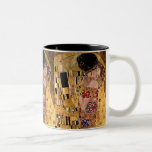 Tasse 2 Couleurs Gustav Klimt : Le baiser (détail)<br><div class="desc">Une belle tasse classique comportant un couple romantique partageant un baiser,  peint par le peintre symboliste autrichien Gustav Klimt.</div>
