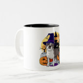 Tasse 2 Couleurs Halloween Boston Terrier Citrouille Witch (Devant gauche)