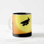 Tasse 2 Couleurs Happy Halloween Silhouette paysage (Devant gauche)
