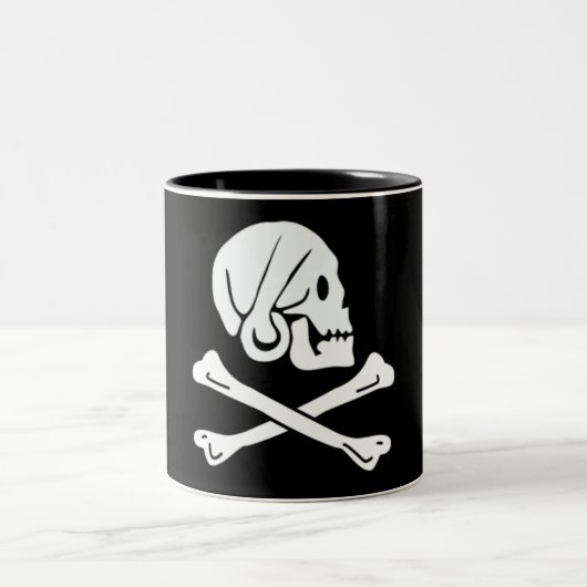 Tasse 2 Couleurs Henry chaque drapeau de pirate authentique (Centre)