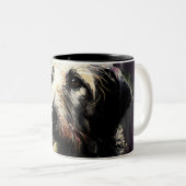 Tasse 2 Couleurs Heureux Wolfhound irlandais (Devant droit)
