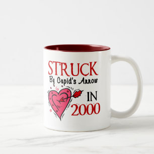 Tasse 2 Couleurs Heurté par la flèche du cupidon en 2000