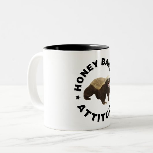 Tasse 2 Couleurs Honey badger a Attitude (Devant gauche)