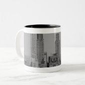 Tasse 2 Couleurs Horizon de ville (Devant gauche)