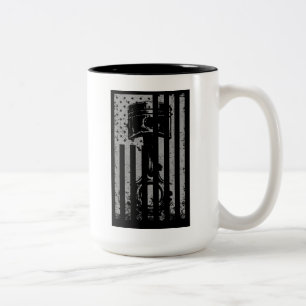 Tasse 2 Couleurs Illustration de voiture musculaire à piston avec d
