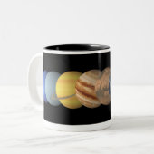 Tasse 2 Couleurs Illustration des planètes alignées (Devant gauche)