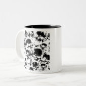 Tasse 2 Couleurs impression des crânes de grunge (Devant gauche)