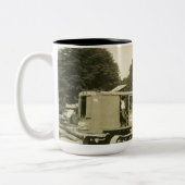 Tasse 2 Couleurs INGÉNIEUR OPÉRATIONNEL DE LA grue et de la chaussu (Gauche)